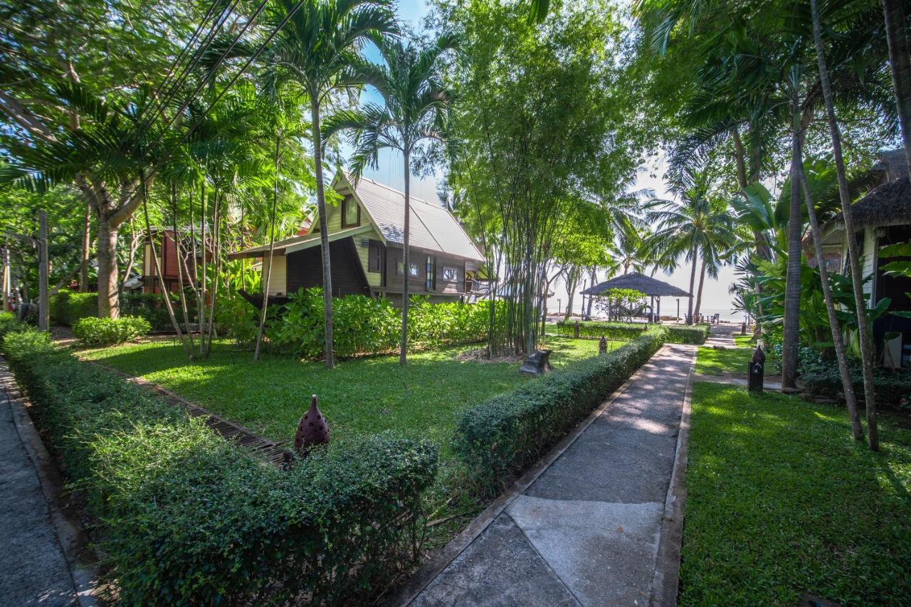 Baan Thong Ching Resort Khanom Zewnętrze zdjęcie
