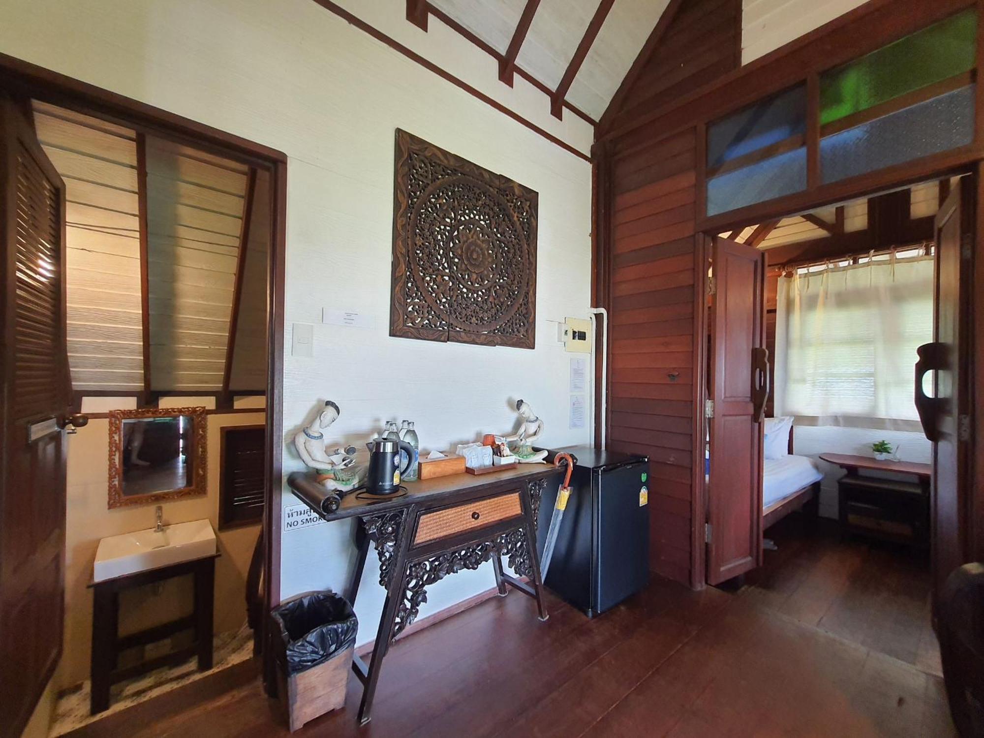 Baan Thong Ching Resort Khanom Zewnętrze zdjęcie