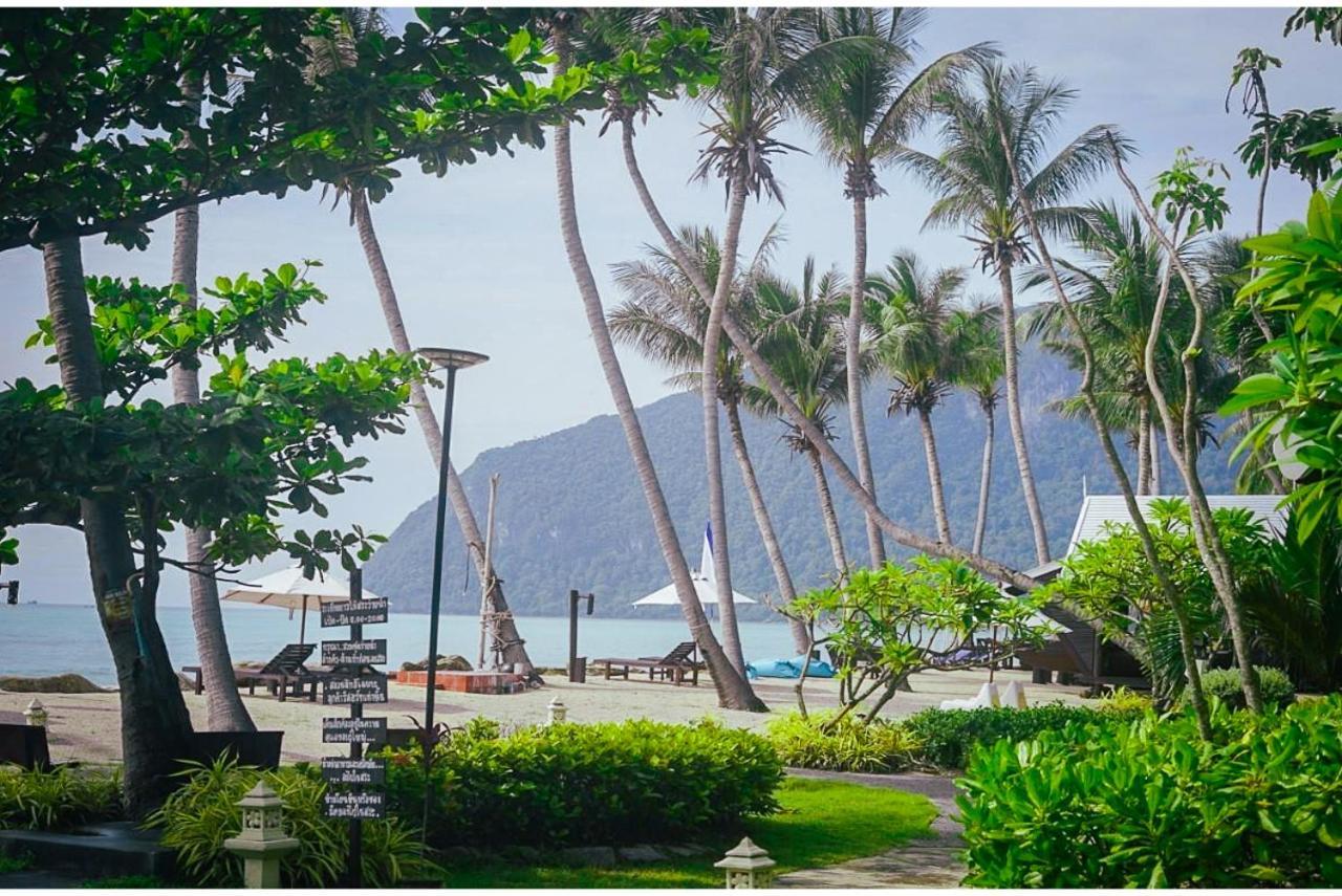 Baan Thong Ching Resort Khanom Zewnętrze zdjęcie